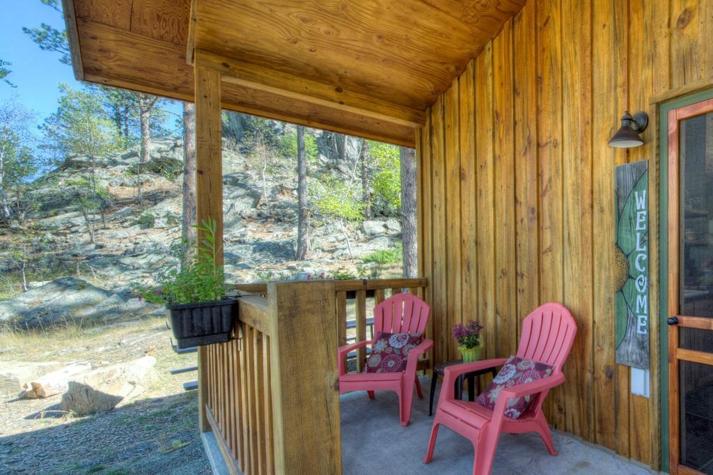 Yak Ridge Cabins And Farmstead By Mount Rushmore Villa คีย์สโตน ภายนอก รูปภาพ