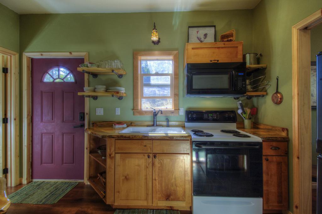 Yak Ridge Cabins And Farmstead By Mount Rushmore Villa คีย์สโตน ภายนอก รูปภาพ